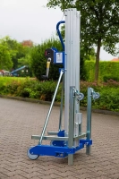 BÖCKER ALP-Lasten-Lift Modell LMJ 390