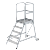 MUNK Podesttreppe eins. begehbar mit Rollen und Griffen...