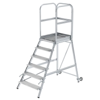 MUNK Podesttreppe eins. begehbar mit Rollen und Griffen...