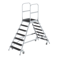 MUNK Podesttreppe beids. begehbar mit Federrolle...