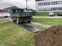 80m² SET - 40x Fahrplatten 10x1000x2000mm grau + Transportgestell lackiert mit Kunststoffverbinder