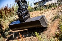 RÄDLINGER Grabenräumlöffel starr ohne/ mit Böschungsschneide 1,0-1,8t Klasse 02 70kg