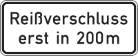 Zusatzzeichen 1005-30 „Reißverschluss mit...