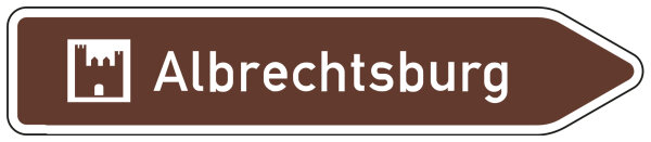 Touristischer Hinweis als Pfeilwegweiser, rechtsweisend