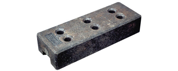 MÜBA Kunststofffuß 29310 Schwarz für Bauzäune, mit 6 Löchern, Lochdurchmesser Ø 42,4 mm, 69 x 25 x 14 cm, 26,3 kg