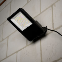 Shada LED Strahler 230090 Schwarz, 4000 K Neutralweiß, 30 W, IP66