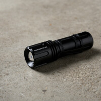 SHADA Taschenlampe - 5W 360Lm  IPX7 3x AAA - CREE Zoom I 0700345