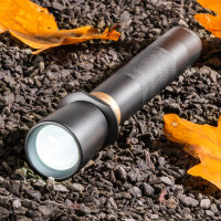 Shada Taschenlampe 700362, 900 Lumen, 6x AAA